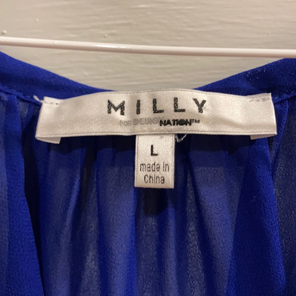 Blouse - Picture 2 of 3